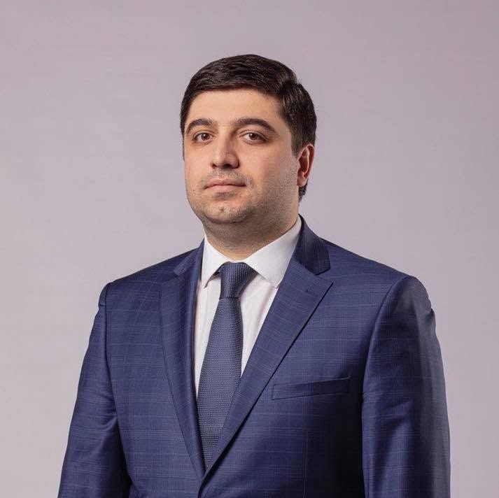 Депутат Вагаршак Акобян сложил мандат ради работы в частном секторе: что это значит для Алаверди