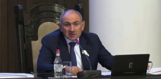 Пашинян анонсировал внеплановые визиты в школы и больницы Алаверди