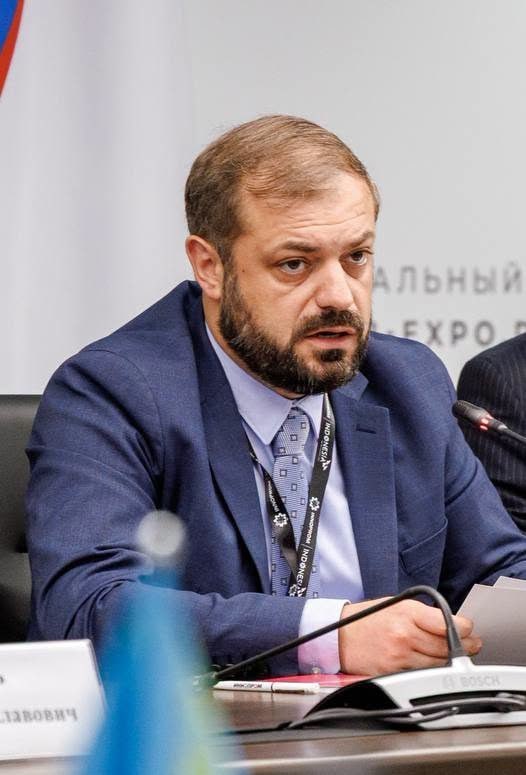 Геворг Папоян в Екатеринбурге обсудил промышленное сотрудничество ЕАЭС: что это значит для Алаверди