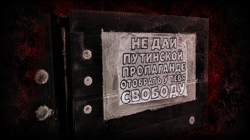 Акция протеста в Ереване против давления России на Армению, с плакатами о запретах экспорта