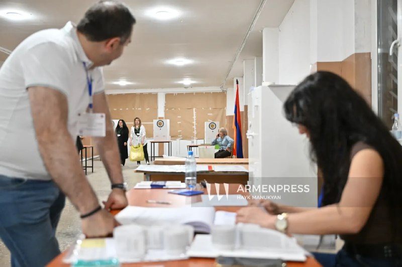 Выборы в Армении: в Алаверди ждут пересчета голосов