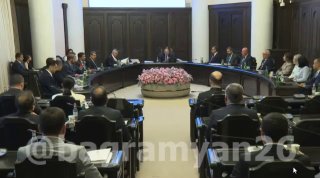 Правительство Армении выделит 3,14 млрд драмов на поддержку экспорта тепличной продукции и фруктов