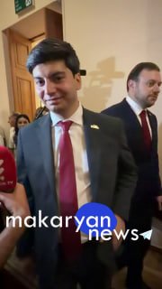 Шираз Манукян из Алаверди: участие в войне не повод избегать вопросов журналистов